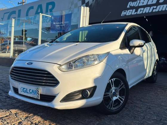 FORD FIESTA 1.6 SE HATCH 16V FLEX 4P POWERSHIFT FORD FIESTA 1.6 SE HATCH 16V FLEX 4P POWERSHIFT